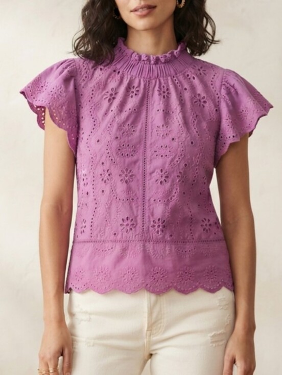 Jennifer & Grace Tops - Sz S 100% Cotton Eyelet Ruffle-Neck Flutter Sleeve Boho Top in Lavender Purple
